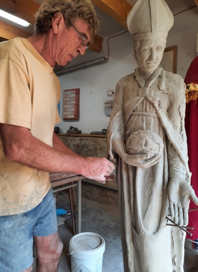 2021-08-statues-phlebfevre